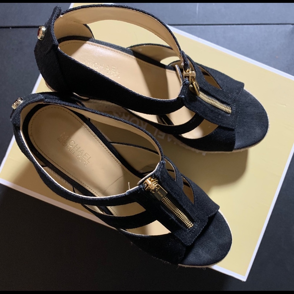 Michael Kors Damita Wedge Shoes Size 7M